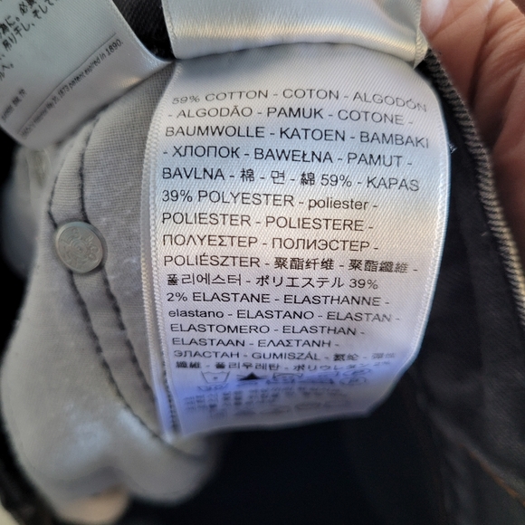 Levi's 511 Slim Cut Off Shorts Men's W38 Black - Picture 7 of 8